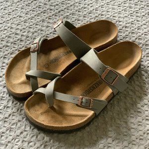 Birkenstock Mayari Sandal
